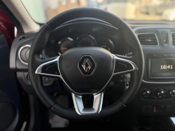 Renault Logan II Рестайлинг с пробегом 2021 года, цена 1 495 000 рублей, 16789 км, седан, Автокод Объявления