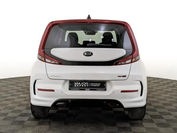 Kia Soul III с пробегом 2021 года, цена 2 100 000 рублей, 136261 км, хэтчбек, Автокод Объявления