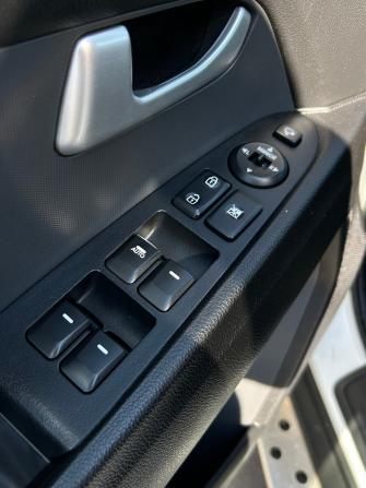 Kia Sportage III Рестайлинг с пробегом 2015 года, цена 1 320 000 рублей, 185242 км, внедорожник, Автокод Объявления
