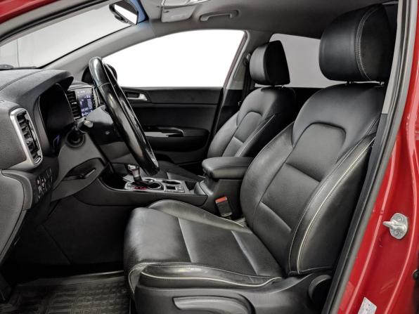 Kia Sportage IV Рестайлинг с пробегом 2021 года, цена 2 090 000 рублей, 173076 км, внедорожник, Автокод Объявления
