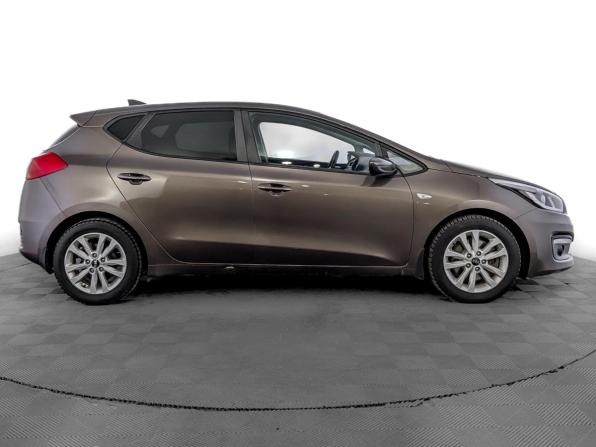 Kia Ceed II Рестайлинг с пробегом 2017 года, цена 1 535 000 рублей, 77710 км, хэтчбек, Автокод Объявления