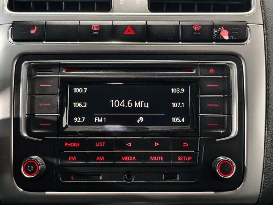 Volkswagen Polo V Рестайлинг Курск  - изображение 12
