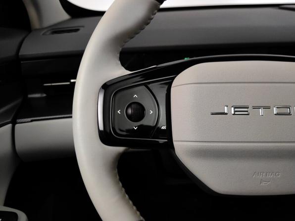 JETOUR DASHING I с пробегом 2024 года, цена 2 090 000 рублей, 17000 км, внедорожник, Автокод Объявления