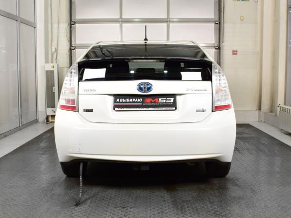 Toyota Prius III (XW30) с пробегом 2009 года, цена 1 199 995 рублей, 284189 км, лифтбек, Автокод Объявления