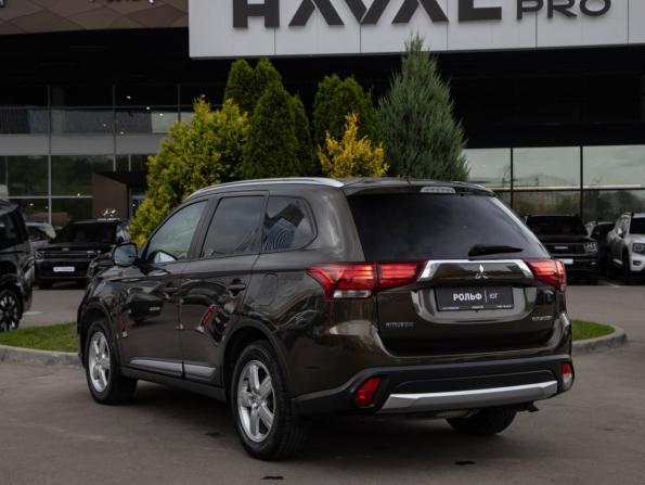 Mitsubishi Outlander III Рестайлинг 2 с пробегом 2015 года, цена 1 423 000 рублей, 229521 км, внедорожник, Автокод Объявления