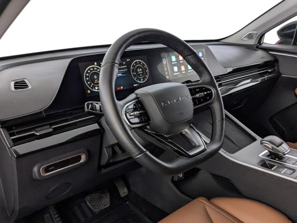 Omoda C5 I с пробегом 2023 года, цена 1 865 000 рублей, 40868 км, внедорожник, Автокод Объявления