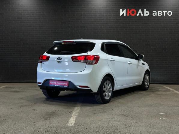 Kia Rio III Рестайлинг с пробегом 2017 года, цена 1 269 000 рублей, 90559 км, хэтчбек, Автокод Объявления
