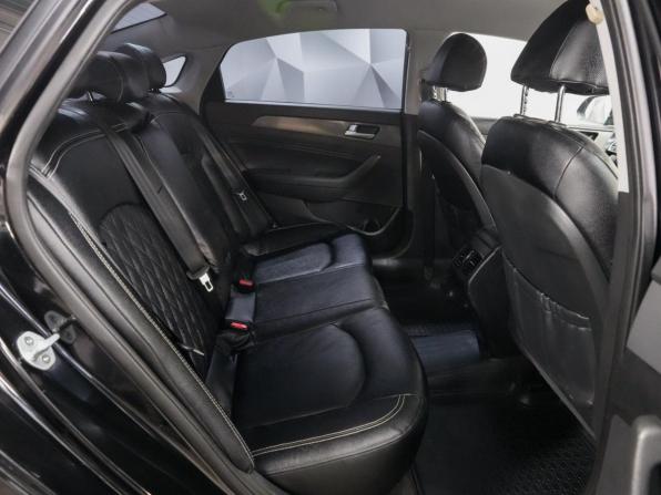 Hyundai Sonata VII (LF) Рестайлинг с пробегом 2018 года, цена 1 785 000 рублей, 118637 км, седан, Автокод Объявления