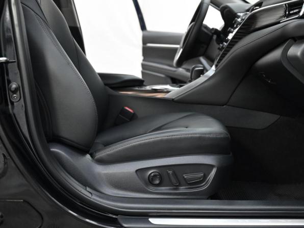 Toyota Camry VIII (XV70) с пробегом 2019 года, цена 1 669 000 рублей, 73197 км, седан, Автокод Объявления