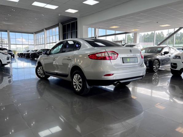 Renault Fluence I с пробегом 2010 года, цена 625 000 рублей, 256573 км, седан, Автокод Объявления