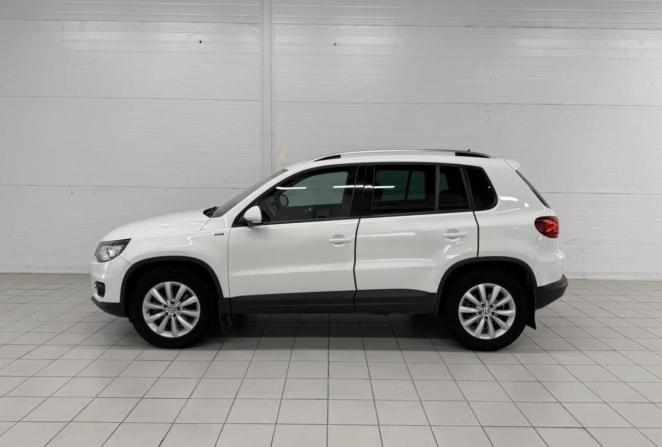 Volkswagen Tiguan I Рестайлинг с пробегом 2016 года, цена 1 780 000 рублей, 102446 км, внедорожник, Автокод Объявления