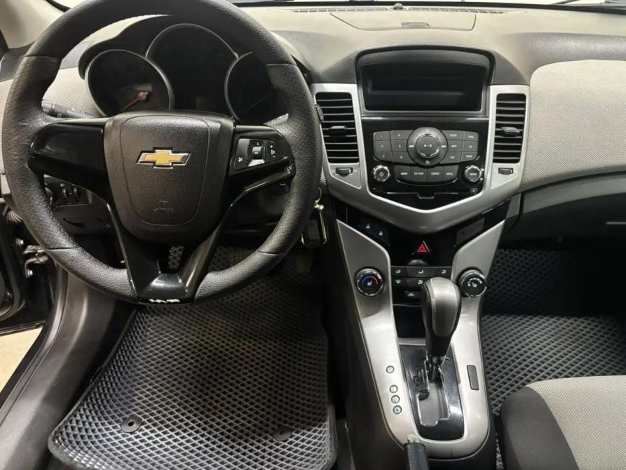 Chevrolet Cruze I Саратов  - изображение 9