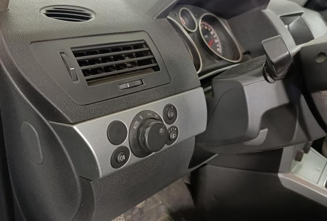 Opel Astra H Рестайлинг с пробегом 2011 года, цена 650 000 рублей, 162000 км, универсал, Автокод Объявления