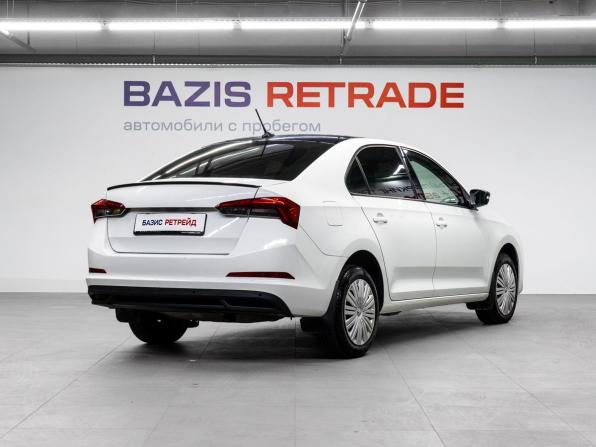 Skoda Rapid II с пробегом 2022 года, цена 1 550 000 рублей, 65315 км, лифтбек, Автокод Объявления