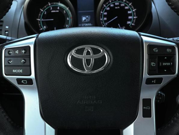 Toyota Land Cruiser Prado 150 Series с пробегом 2012 года, цена 3 150 000 рублей, 272650 км, внедорожник, Автокод Объявления