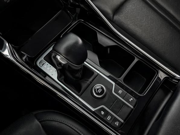 Kia Sorento IV с пробегом 2022 года, цена 3 795 000 рублей, 93150 км, внедорожник, Автокод Объявления