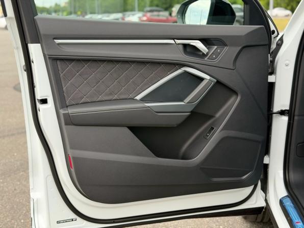 Audi Q3 II (F3) с пробегом 2026 года, цена 3 850 000 рублей, 25 км, внедорожник, Автокод Объявления