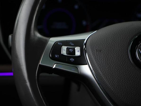 Volkswagen Touareg III с пробегом 2019 года, цена 5 099 046 рублей, 138033 км, внедорожник, Автокод Объявления