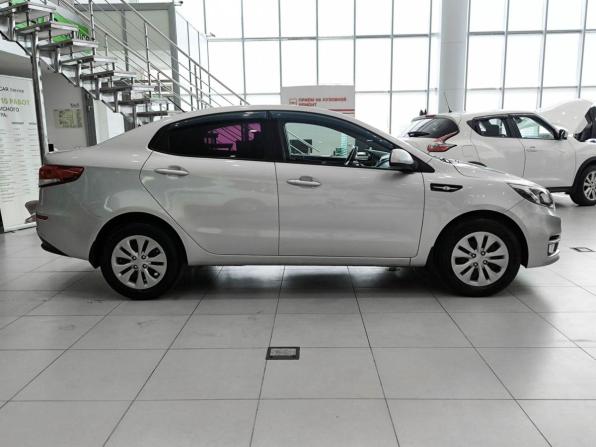 Kia Rio III Рестайлинг с пробегом 2017 года, цена 1 129 000 рублей, 137570 км, седан, Автокод Объявления