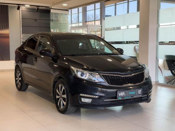 Kia Rio III Рестайлинг с пробегом 2016 года, цена 1 075 000 рублей, 159209 км, седан, Автокод Объявления