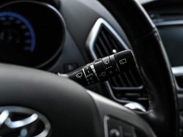 Hyundai ix35 I Рестайлинг с пробегом 2013 года, цена 1 170 000 рублей, 187704 км, внедорожник, Автокод Объявления