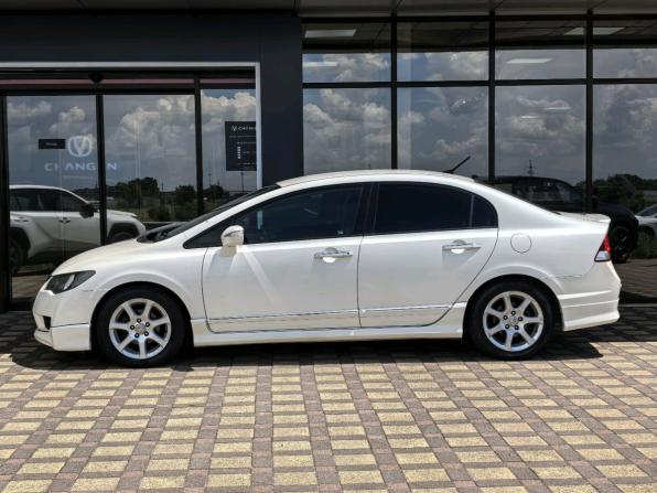 Honda Civic VIII Рестайлинг с пробегом 2009 года, цена 694 000 рублей, 165600 км, седан, Автокод Объявления