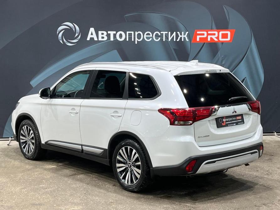Mitsubishi Outlander III Рестайлинг 3 Пермь  - изображение 7