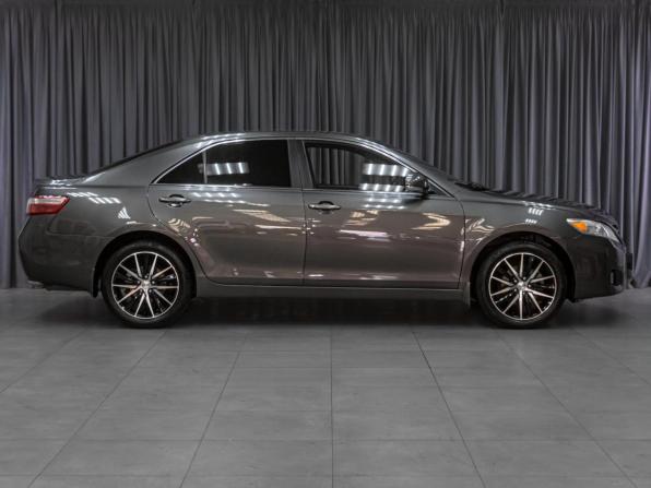 Toyota Camry VI (XV40) Рестайлинг с пробегом 2011 года, цена 1 349 000 рублей, 283083 км, седан, Автокод Объявления