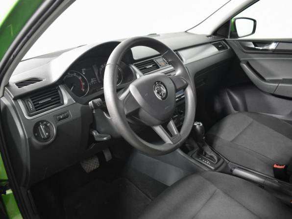 Skoda Rapid I Рестайлинг с пробегом 2018 года, цена 1 130 000 рублей, 120000 км, лифтбек, Автокод Объявления