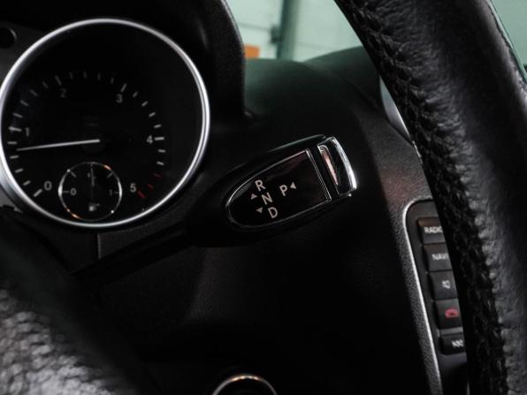 Mercedes-Benz M-Класс II (W164) Рестайлинг с пробегом 2009 года, цена 1 285 000 рублей, 376709 км, внедорожник, Автокод Объявления