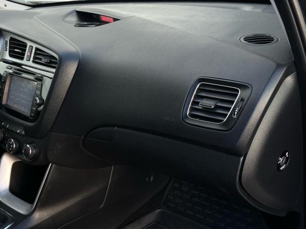 Kia Ceed II с пробегом 2013 года, цена 1 090 000 рублей, 98000 км, универсал, Автокод Объявления