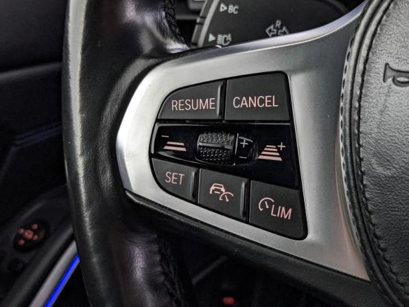 BMW 3 серии VII (G2x) с пробегом 2021 года, цена 4 365 000 рублей, 80156 км, седан, Автокод Объявления