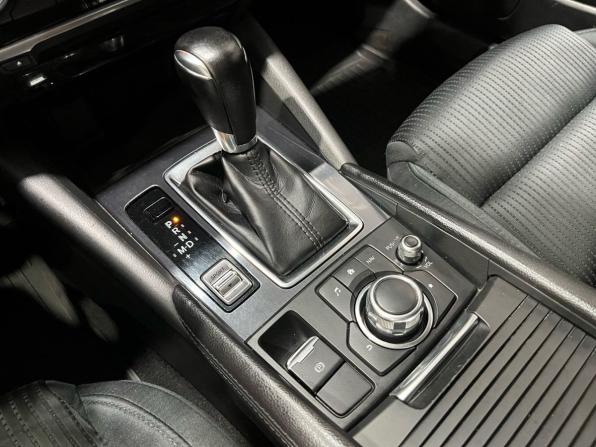 Mazda 6 III (GJ) с пробегом 2015 года, цена 1 370 000 рублей, 261164 км, седан, Автокод Объявления