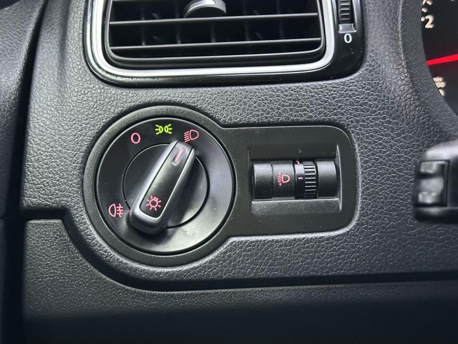 Volkswagen Polo V Рестайлинг Ярославль  - изображение 22