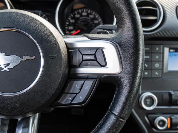 Ford Mustang VI Рестайлинг с пробегом 2020 года, цена 3 600 000 рублей, 40755 км, купе, Автокод Объявления