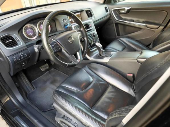 Volvo S60 II с пробегом 2012 года, цена 1 050 000 рублей, 325779 км, седан, Автокод Объявления