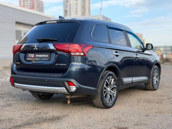 Mitsubishi Outlander III Рестайлинг 2 с пробегом 2017 года, цена 1 665 000 рублей, 161954 км, внедорожник, Автокод Объявления