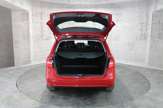 Mercedes-Benz B-Класс II (W246) с пробегом 2013 года, цена 1 065 000 рублей, 187737 км, хэтчбек, Автокод Объявления