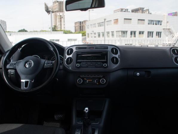 Volkswagen Tiguan I Рестайлинг с пробегом 2012 года, цена 1 218 000 рублей, 118001 км, внедорожник, Автокод Объявления