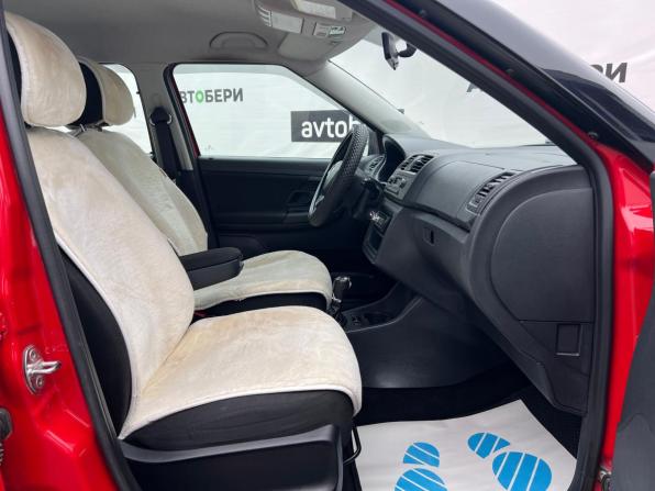 Skoda Fabia II Рестайлинг с пробегом 2013 года, цена 816 000 рублей, 131332 км, хэтчбек, Автокод Объявления