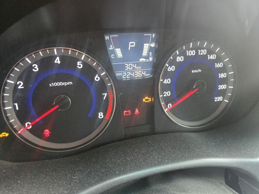 Hyundai Solaris I Санкт-Петербург  - изображение 6