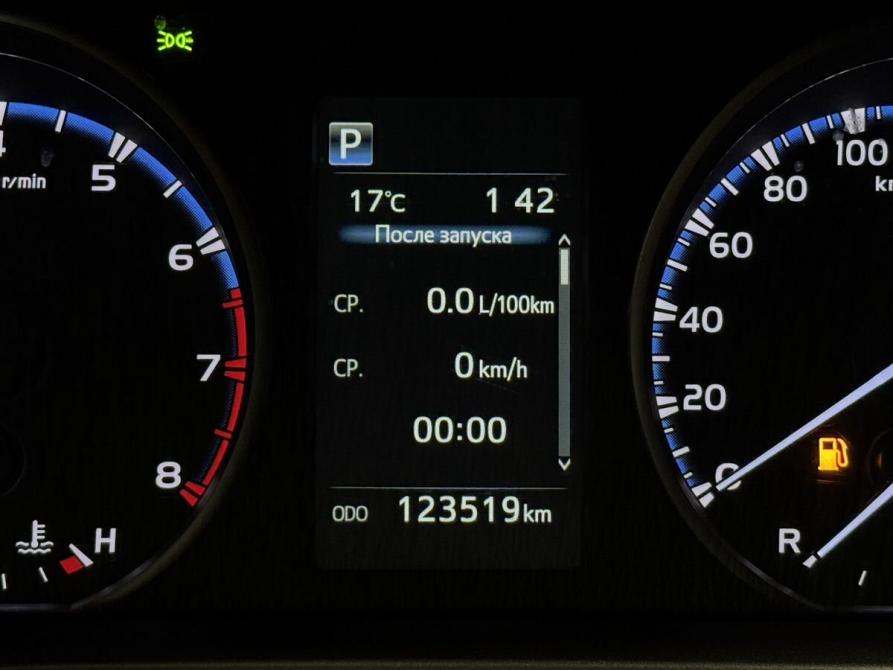 Toyota RAV4 IV (XA40) Рестайлинг Вологда  - изображение 21