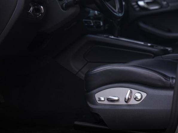 Porsche Macan I Рестайлинг 2 с пробегом 2021 года, цена 5 449 000 рублей, 90927 км, внедорожник, Автокод Объявления