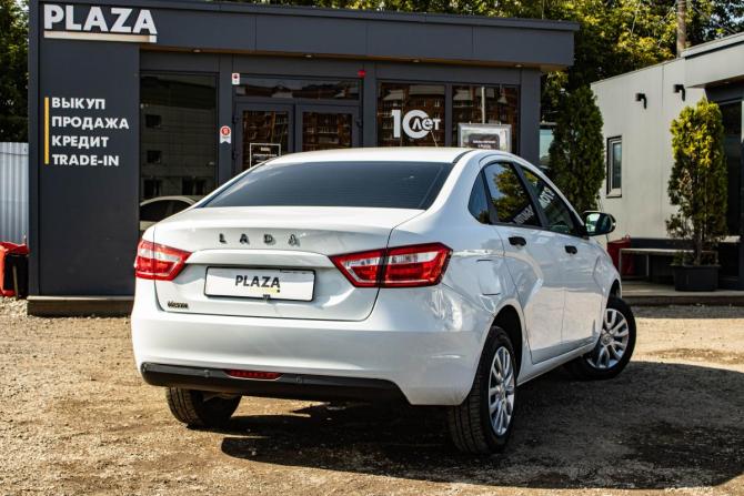 Lada (ВАЗ) Vesta I с пробегом 2021 года, цена 899 000 рублей, 49613 км, седан, Автокод Объявления