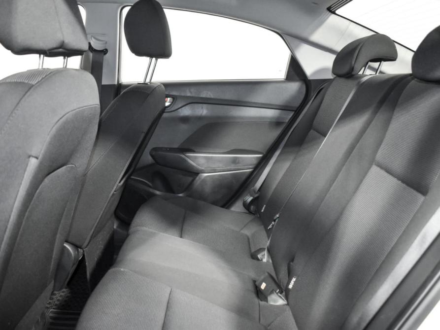 Hyundai Solaris II Санкт-Петербург  - изображение 12