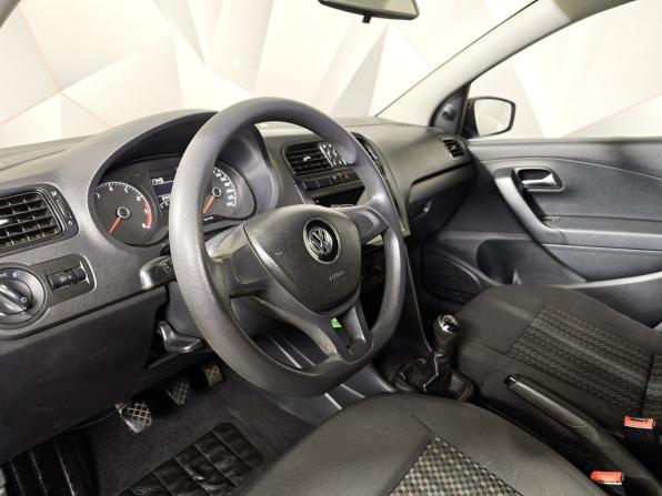Volkswagen Polo V Рестайлинг с пробегом 2016 года, цена 447 000 рублей, 244313 км, седан, Автокод Объявления