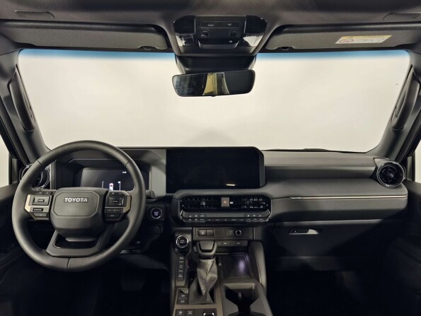 Toyota Land Cruiser Prado 250 Series с пробегом 2024 года, цена 10 990 000 рублей, 21 км, внедорожник, Автокод Объявления