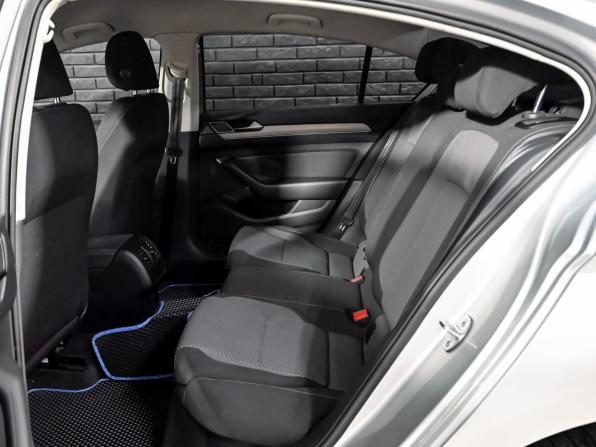 Volkswagen Passat B8 с пробегом 2017 года, цена 1 745 000 рублей, 198761 км, седан, Автокод Объявления