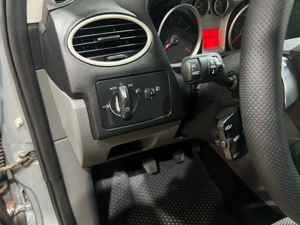 Ford Focus II Рестайлинг с пробегом 2010 года, цена 469 900 рублей, 318000 км, хэтчбек, Автокод Объявления