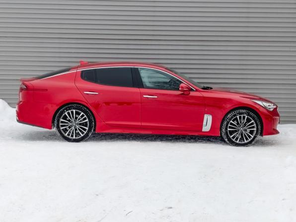 Kia Stinger I с пробегом 2019 года, цена 2 550 000 рублей, 67579 км, лифтбек, Автокод Объявления